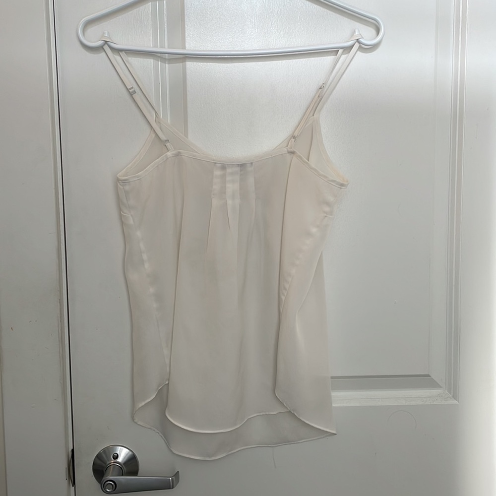 ARITZIA Talula White Tank Top with Spaghetti Straps XS. Excellent Condition - Picture 2 of 3